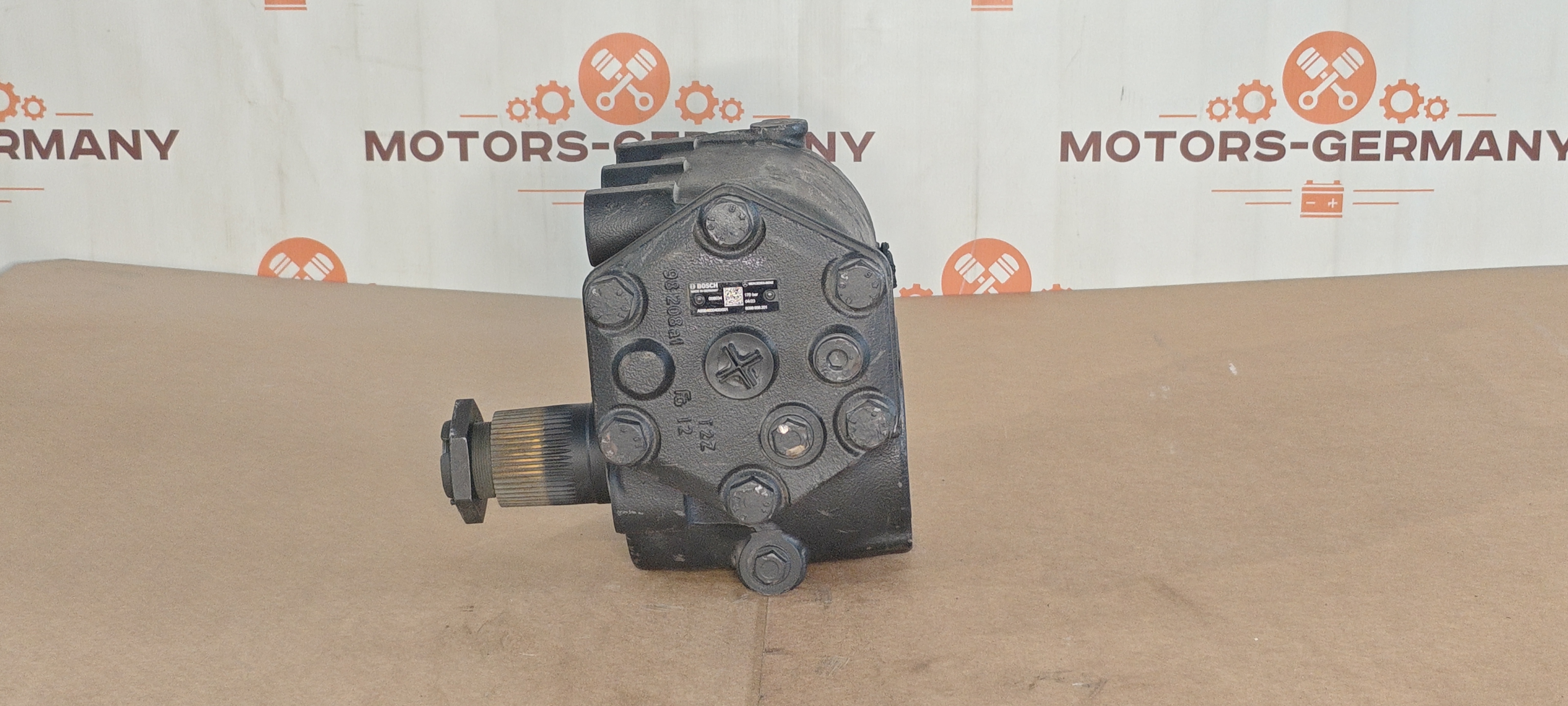 Купить рулевой редуктор (колонку) Bosch Mercedes Actros MP4 | Арт. A9564600400